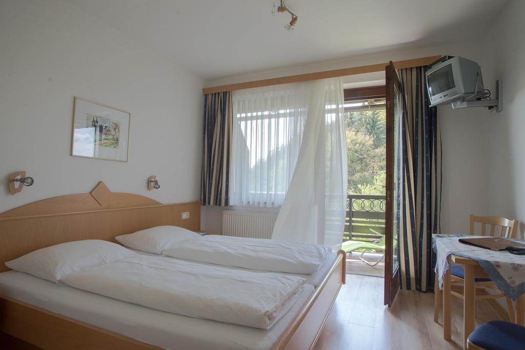 Pension Seebichlhof Hotel Kraig Kültér fotó